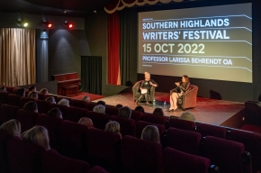 Festival Director, Michaela Bolzan chats with Professor Larissa Behrendt OA at SHWF 2022. Photo by Greg Jackson.